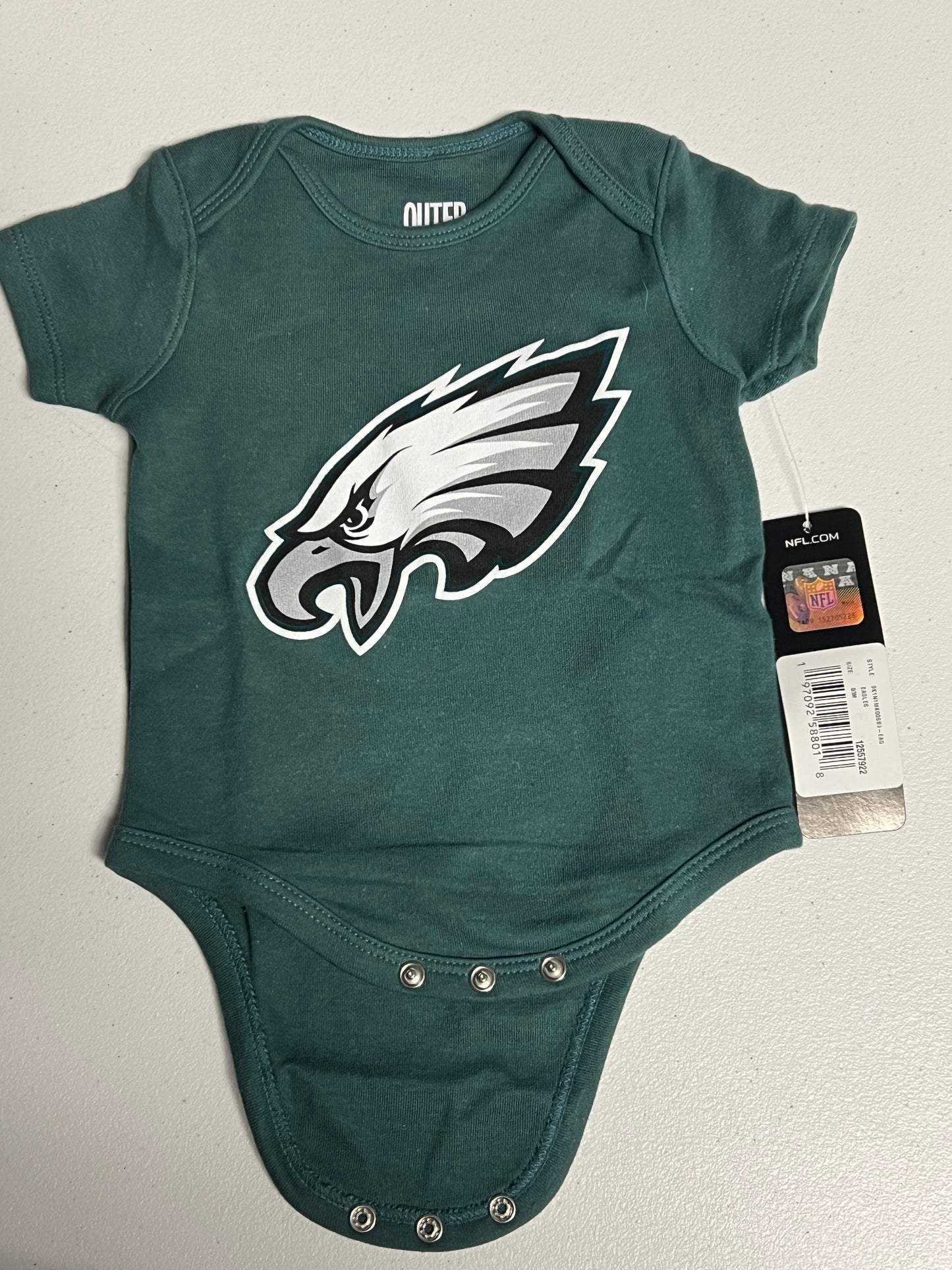 Philadelphia Eagles 0/3 M Onesie New w/tags