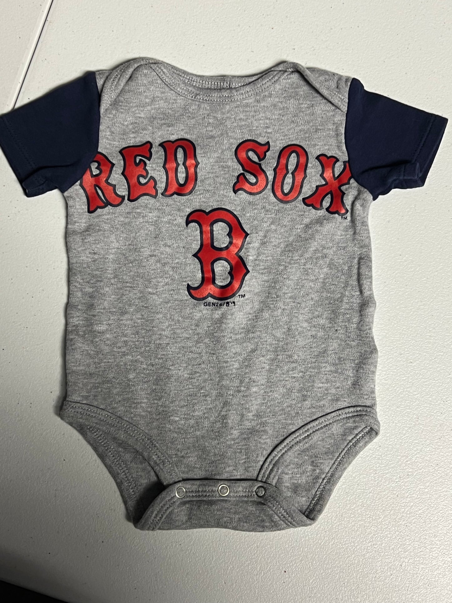 Boston Red Sox 3/6 M Onesie