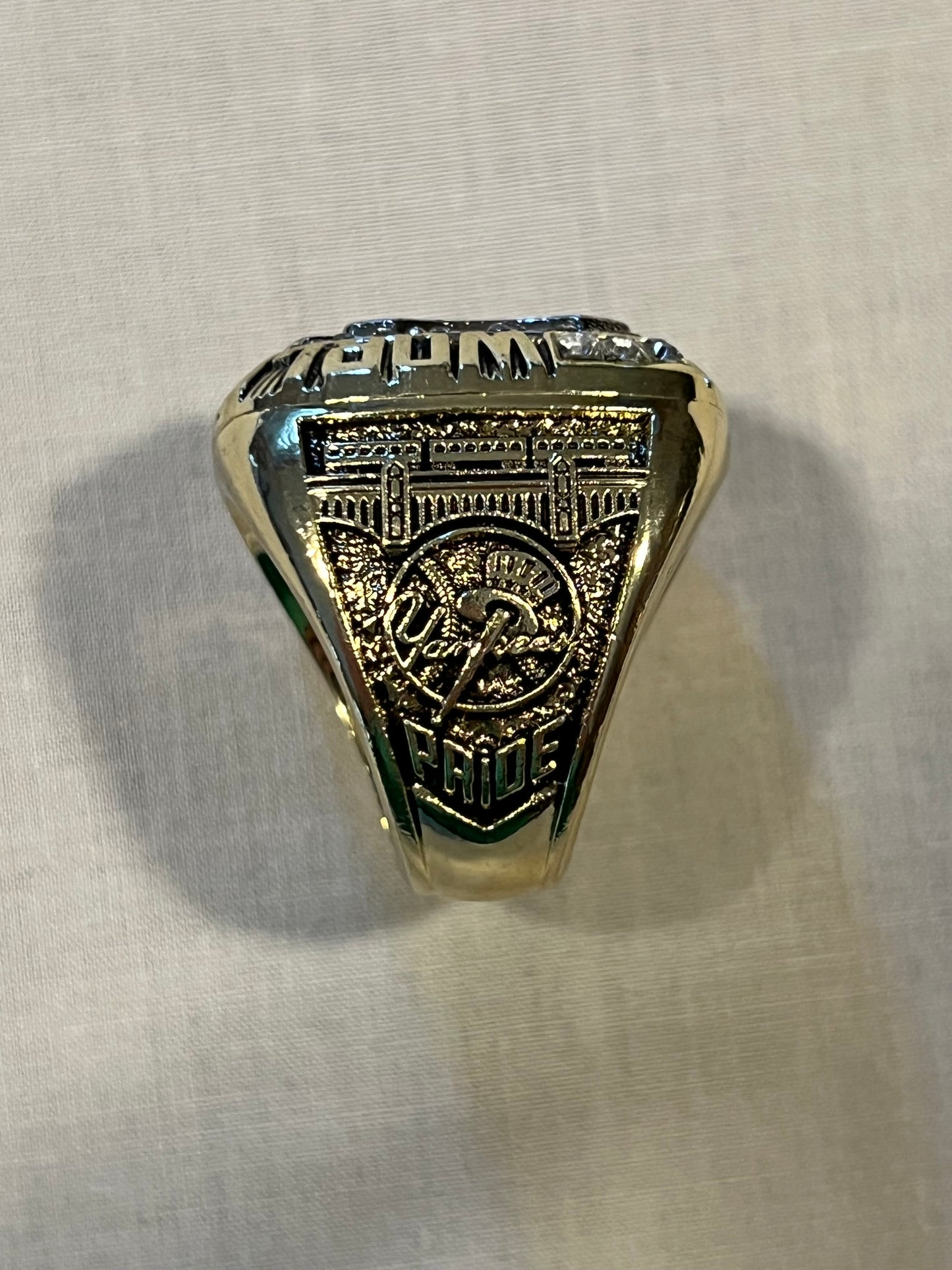 Derek Jeter Yankees 2000 World Series Replica Championship Ring