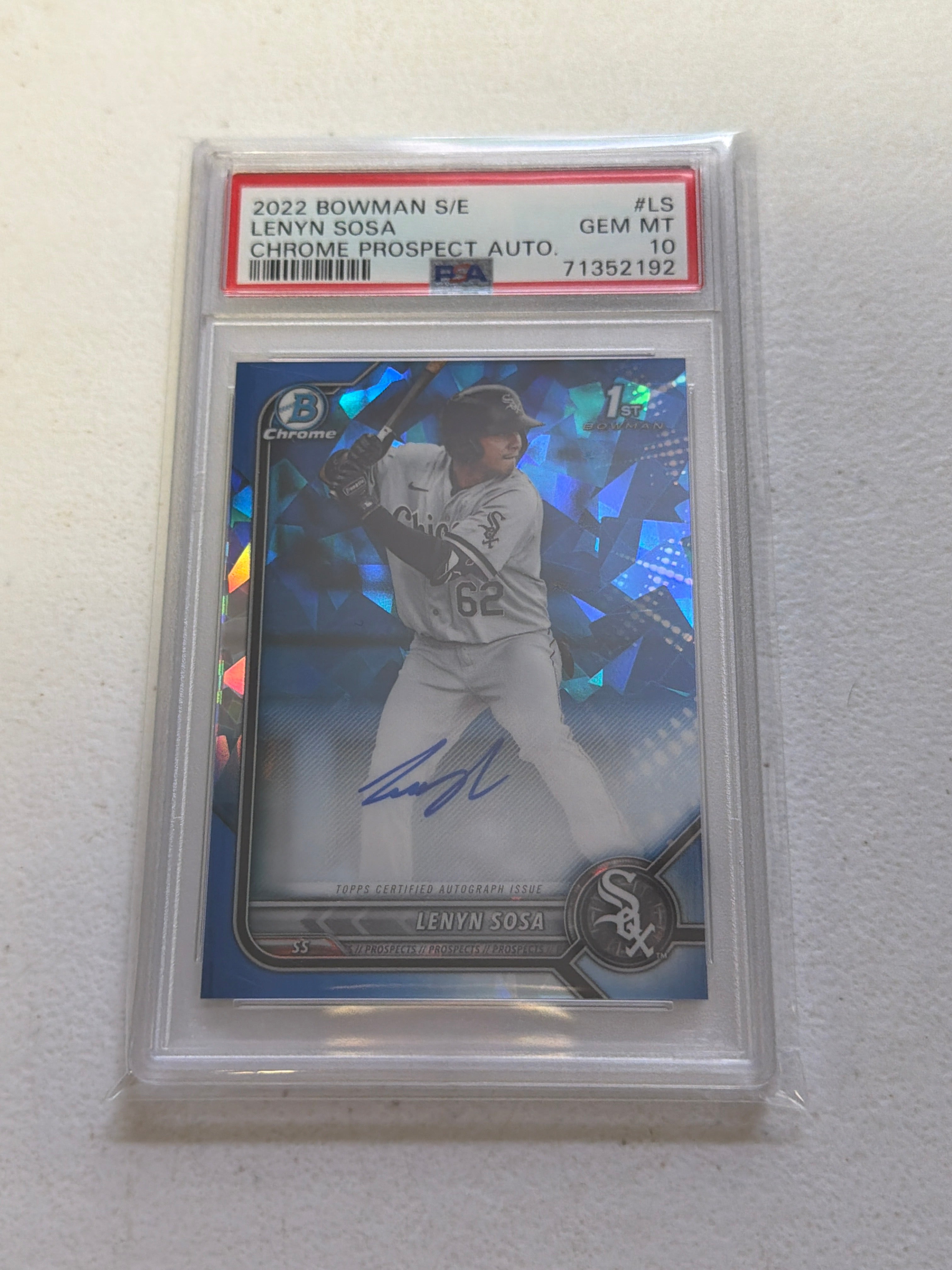 MLB Autographs – 2 The Moon Cards & Collectibles