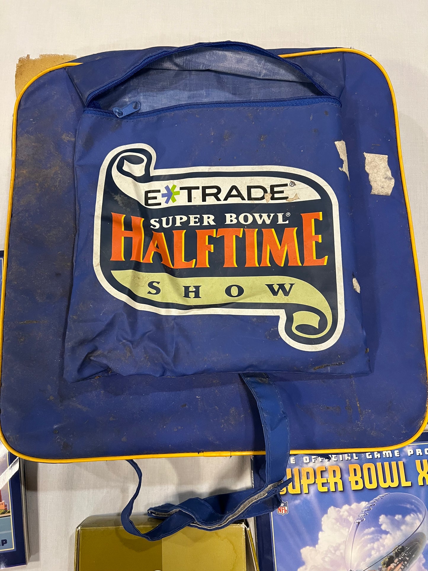 Super Bowl XXXV 2001 Tampa Cushion w/ extras