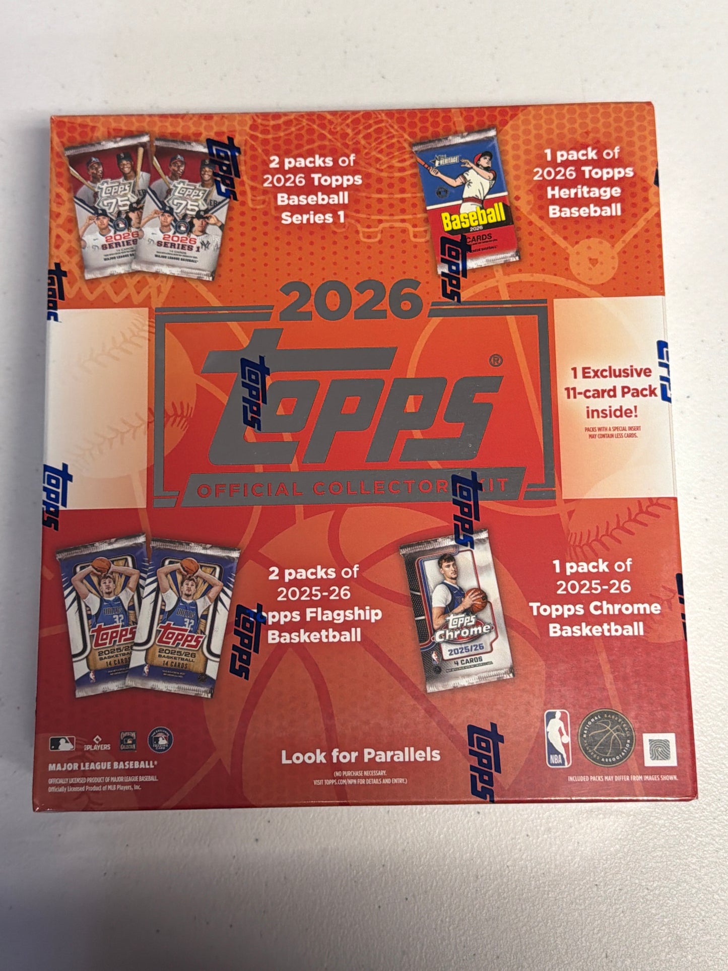 Topps Official Collector Kit