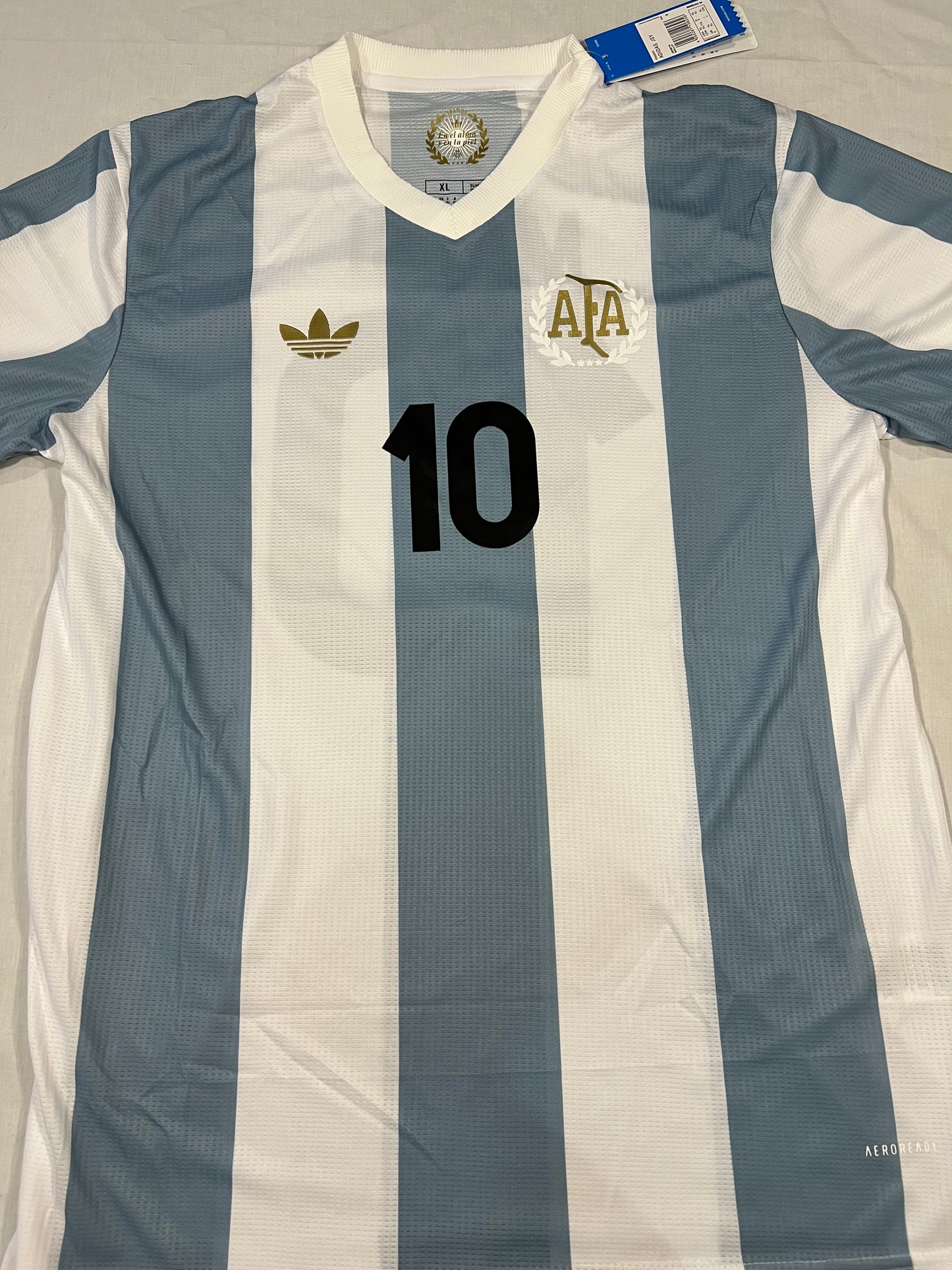 Lionel Messi Mens XL Argentina Jersey