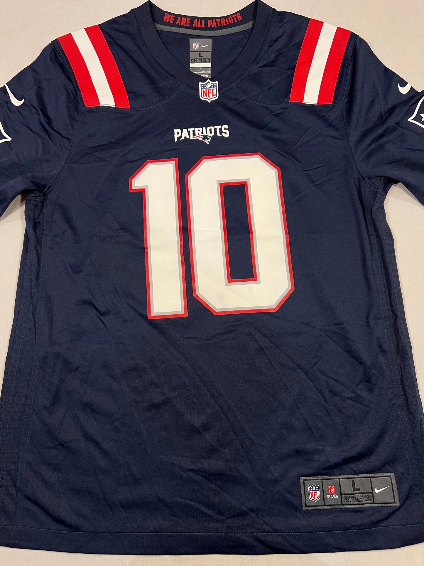 Mac Jones Patriots Mens Large Jersey