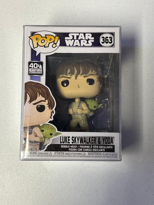 Luke Skywalker & Yoda w/ Protector