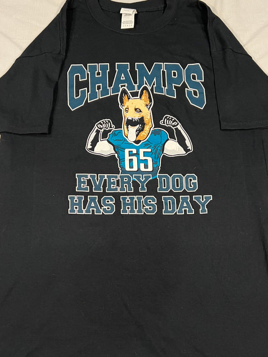 Philadelphia Eagles Mens Large Dog T-Shirt