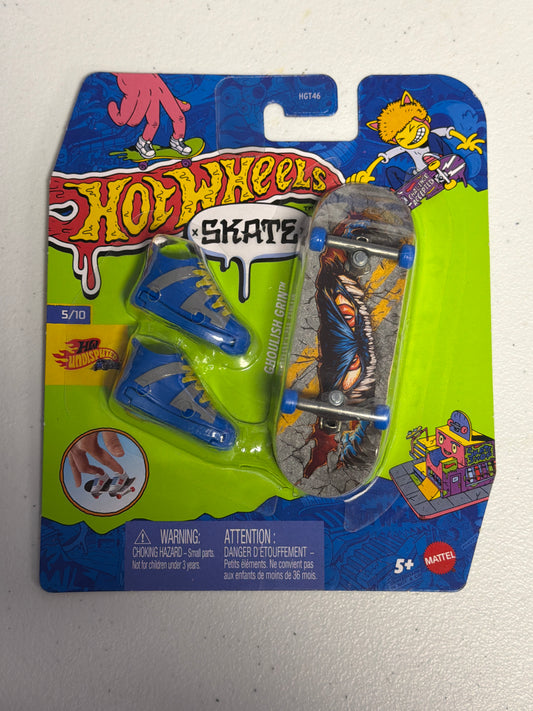 Hot Wheels Skate Board & Shoes