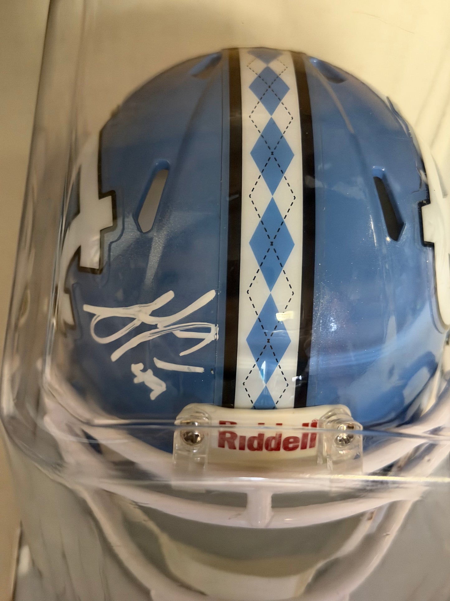 Julius Peppers Signed North Carolina Tar Heels Mini Helmet
